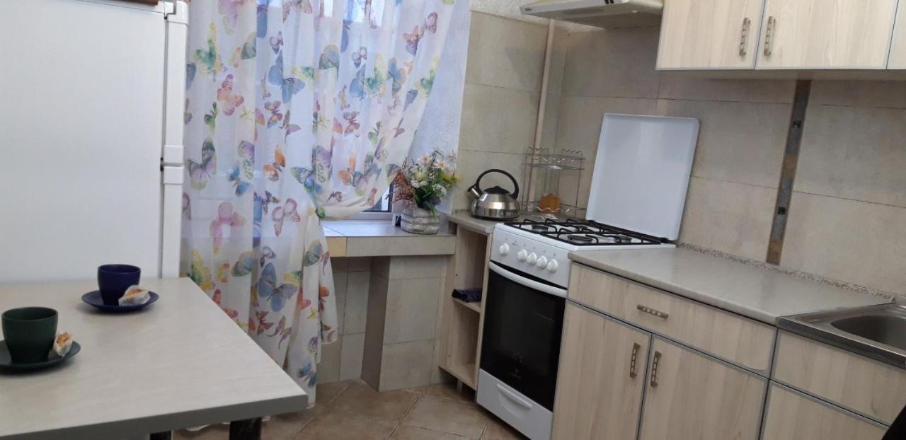 Apartment On Kamyanetskaya Street Хмельницький Екстер'єр фото