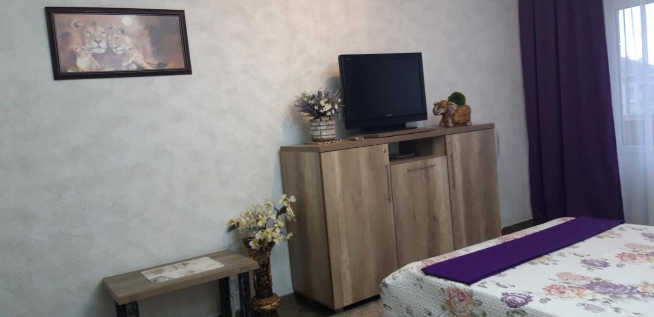 Apartment On Kamyanetskaya Street Хмельницький Екстер'єр фото